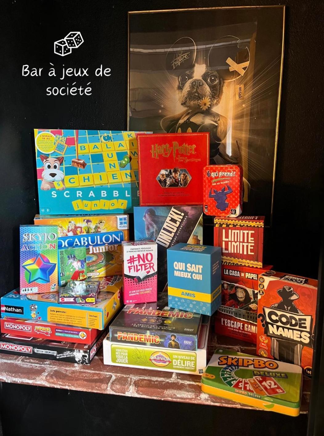 Maison "Jungle House" 90 M2 Billard, Retroprojecteur, Bar A Jeux , Vinyle, Wifi Fibre, Ideal Pro & Famille A Montbrison Luaran gambar