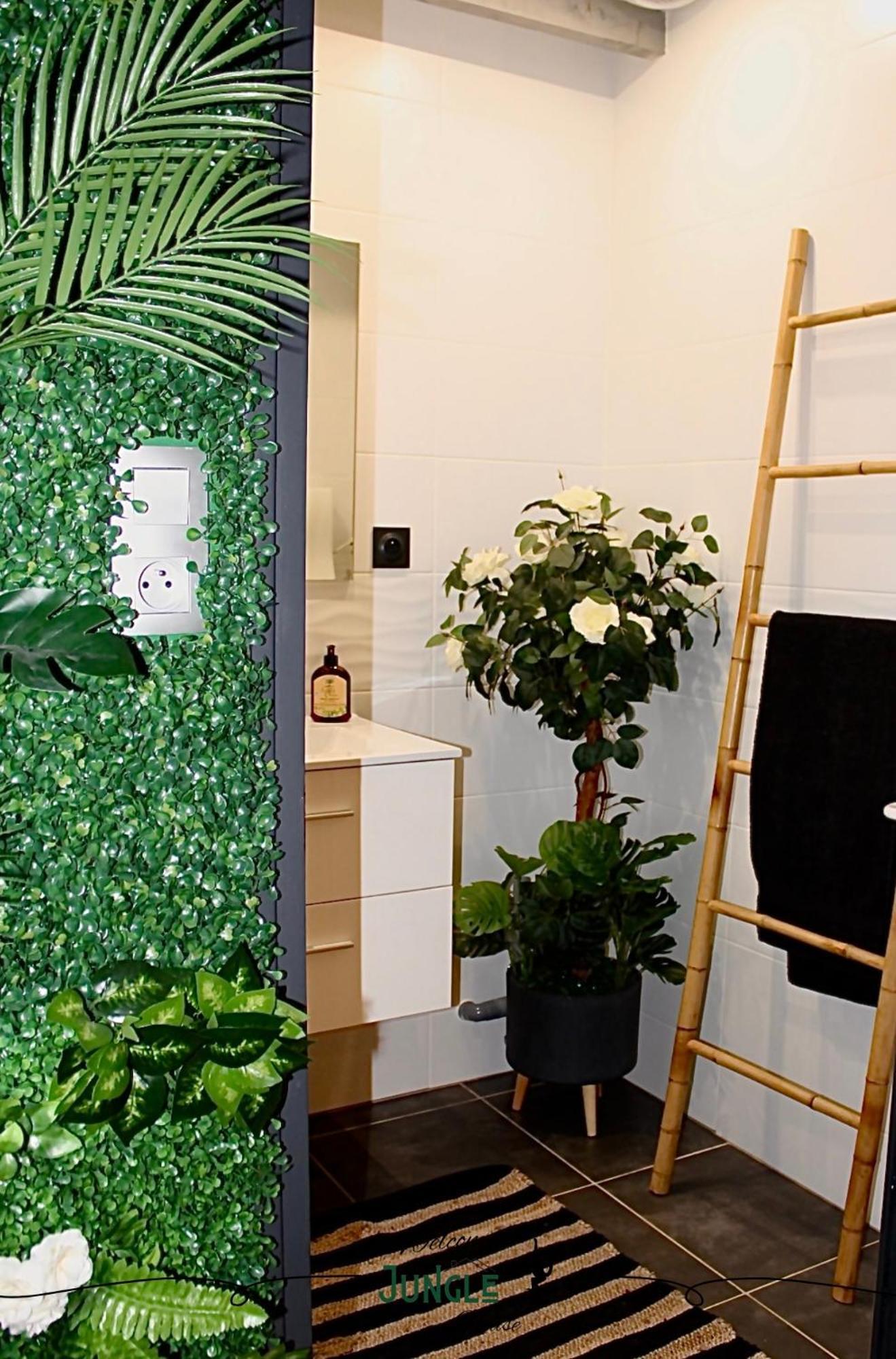 Maison "Jungle House" 90 M2 Billard, Retroprojecteur, Bar A Jeux , Vinyle, Wifi Fibre, Ideal Pro & Famille A Montbrison Luaran gambar